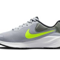 Оригинални маратонки на Nike Revolution 7! 44, 45, снимка 6 - Маратонки - 45316698