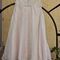 Бяла детска рокля от сатен и органза, снимка 1 - Детски рокли и поли - 45175144