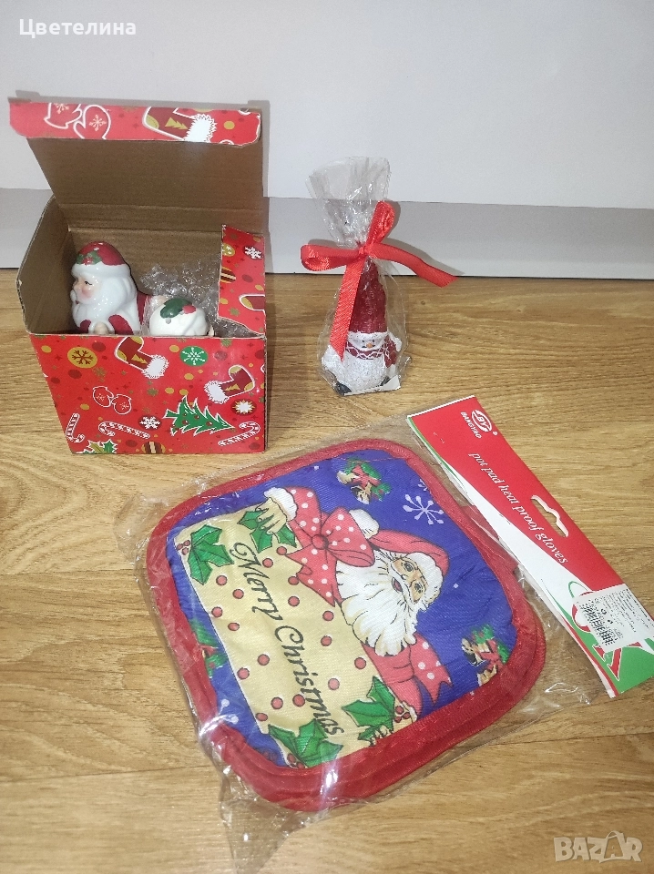 Коледен сет от 2 бр.соленички,свещ и ръкохватка за печка 25,99 лв., снимка 1