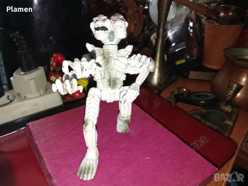 Фигура на чудовище с две глави и четири ръце , снимка 1