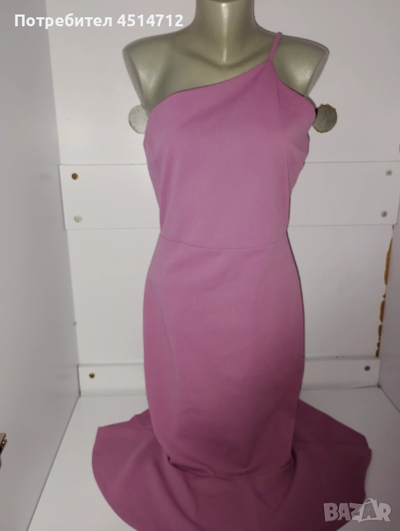 Дамска маркова рокля ,еластична, снимка 1