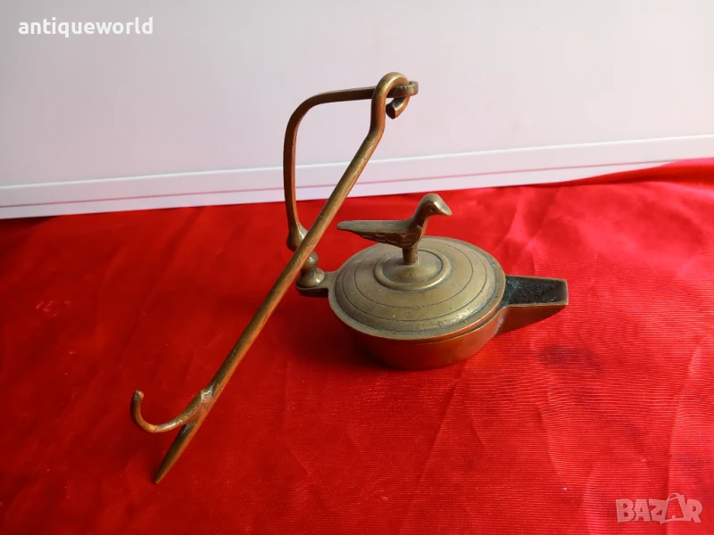 Стара Османска Бронзова Маслена Лампа с Птица, снимка 1