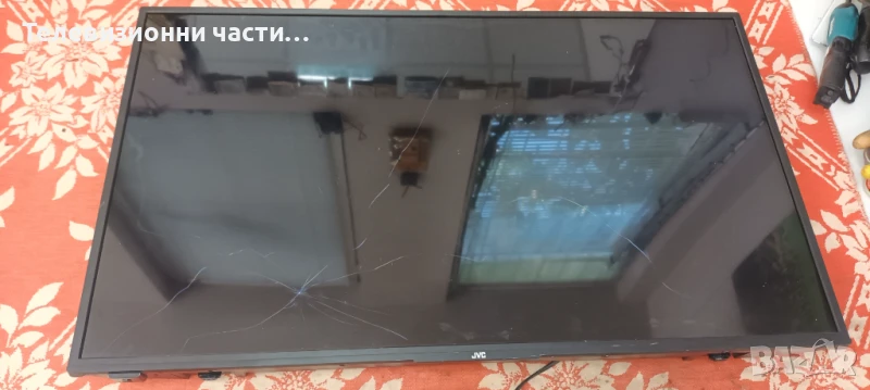 JVC LT-43VAF3000 със счупен екран VES430UNDH-N2-N45/17MB171 250320R2A/17IPS62/PT430CT03-14-C-V2.0, снимка 1