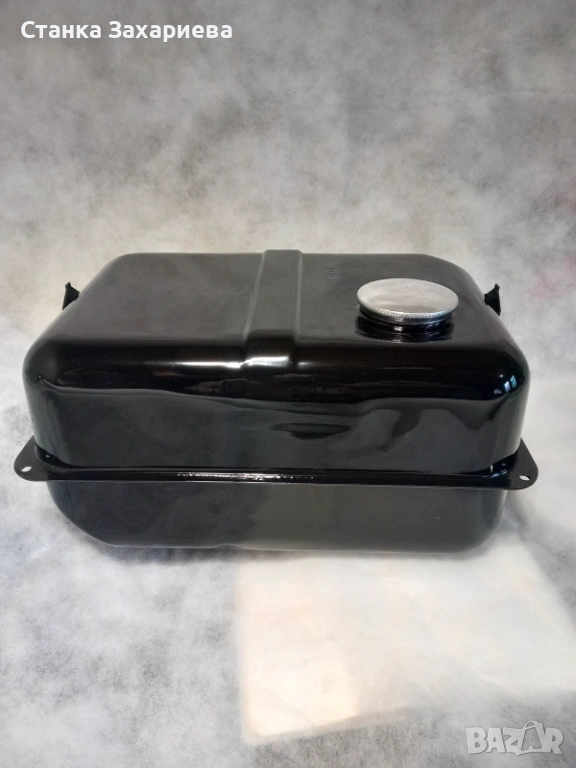 Трабант Резервоар и феродо за съединител , снимка 1