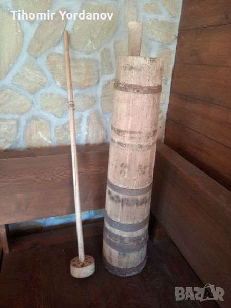 Стара дървена буталка за масло., снимка 1