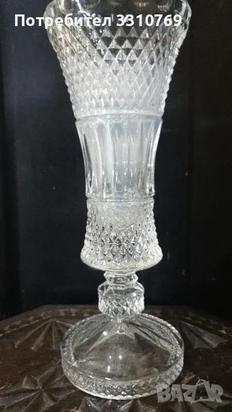 Красива кристална ваза на столче "Бохемия "., снимка 1