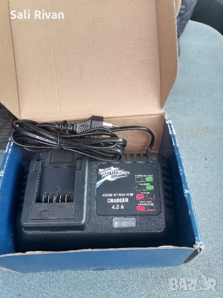 зарядно устройство за батерии феррех , снимка 1