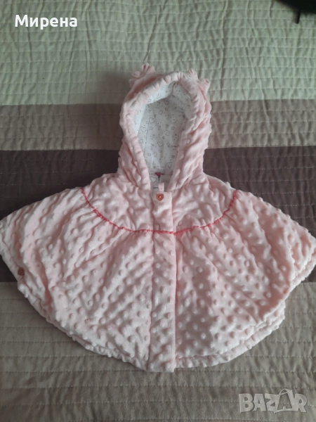 Плюшена пелерина с качулка и копчета 9-12 месеца, снимка 1