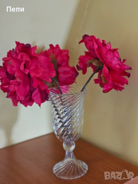 Изящна ваза, снимка 1