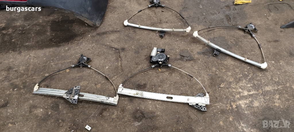 Стъклоповдигач преден заден ляв десен Mazda 6 комби 02-08, снимка 1