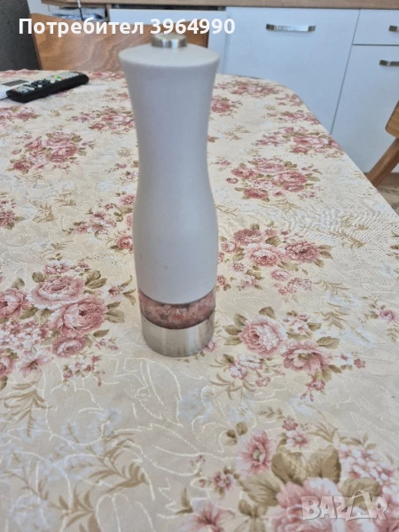 Електрическа мелничка за сол и пипер , снимка 1