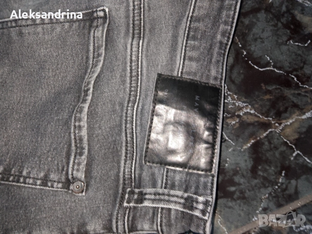 дънки , снимка 2 - Дънки - 52340859