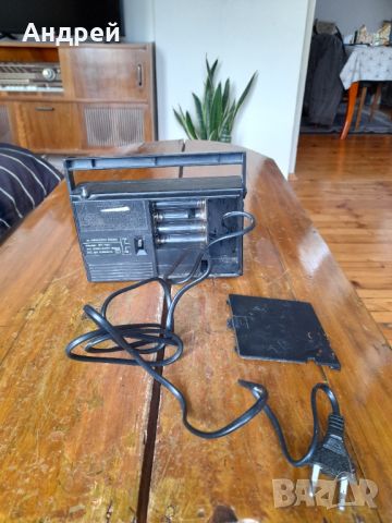 Старо радио,радиоприемник Silver, снимка 5 - Антикварни и старинни предмети - 45686636