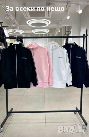Calvin Klein Дамски Спортен Комплект🔝Дамски Спортен Екип Келвин Клайн Код LFS657, снимка 2 - Спортни екипи - 51625556