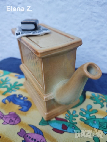 Колекционерски винтидж чайник на Paul Cardew - Small Welsh dresser, снимка 6 - Колекции - 52344504