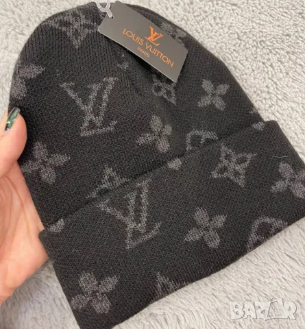 зимни шапки louis vuitton gucci , снимка 1 - Шапки - 48666138