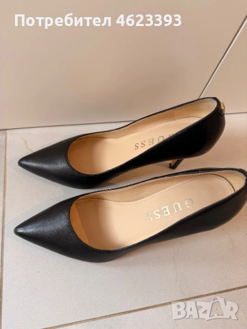 Дамски обувки на ток Guess, снимка 3 - Дамски обувки на ток - 53573219