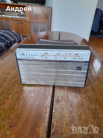 Старо радио,радиоприемник Selga #2, снимка 2 - Антикварни и старинни предмети - 50633849