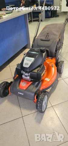 Бензинова самоходна косачка 4х4 задвижване, снимка 4 - Градинска техника - 53178122