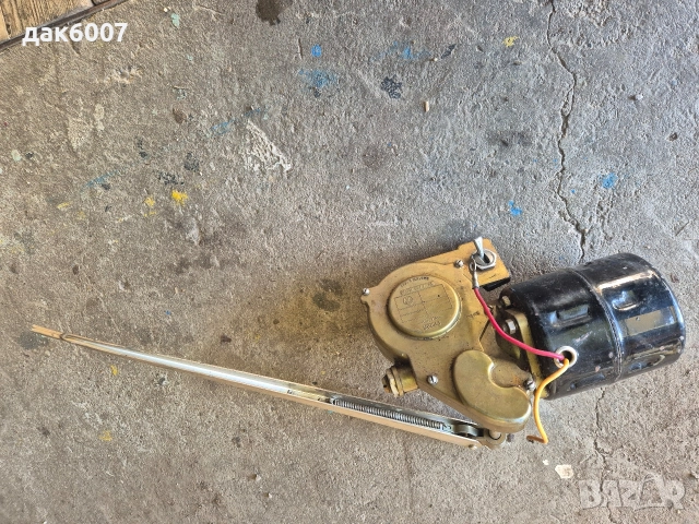 Електромотор с редуктор за чистачки ЮМЗ, МТЗ , снимка 3 - Електродвигатели - 52732111