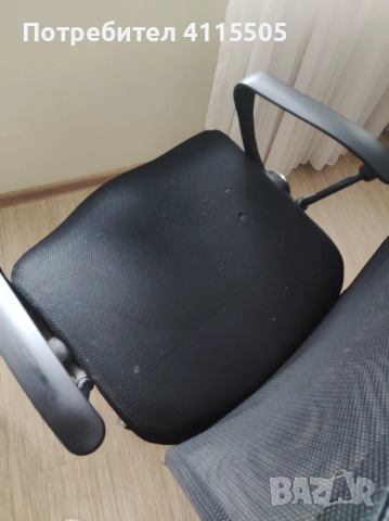 Офис стол, снимка 4 - Столове за офис - 52788274