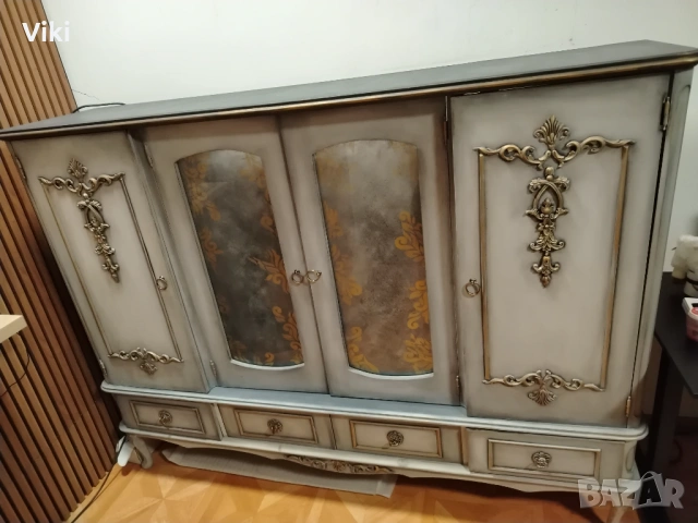 Масивен бароков бюфет Луи 15