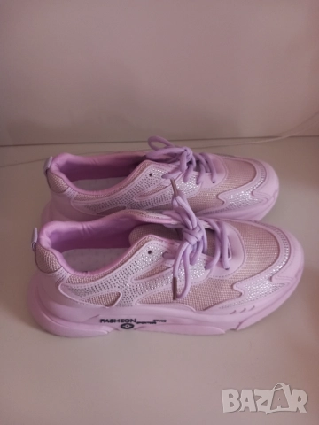 Дамски маратонки, снимка 2 - Маратонки - 52772755