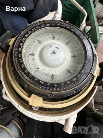 Корабен компас