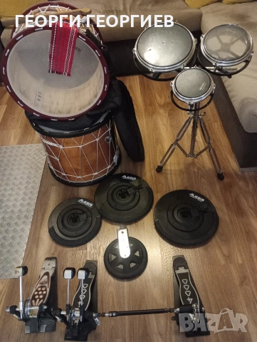 Продавам барабани,падове,рототоми,тъпани,педали и тонколона(монитор), снимка 7 - Ударни инструменти - 54030813