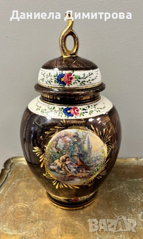 Голяма ваза/урна от колекцията H. Bequet, Quaregnon