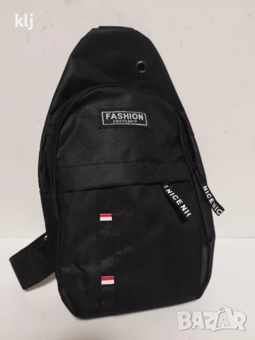 чантичка за  през рамо , снимка 5 - Чанти - 50566840