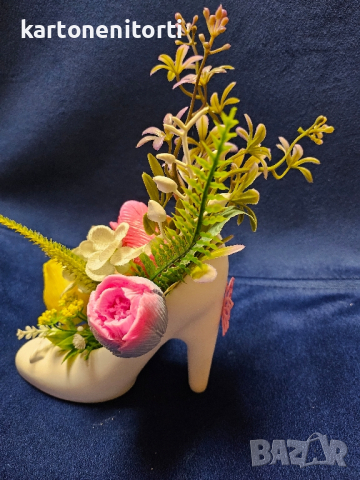 Гипсова обувка със сапунени цветя подходящи за бал края на учебната година подарък, снимка 2 - Други услуги - 44985070