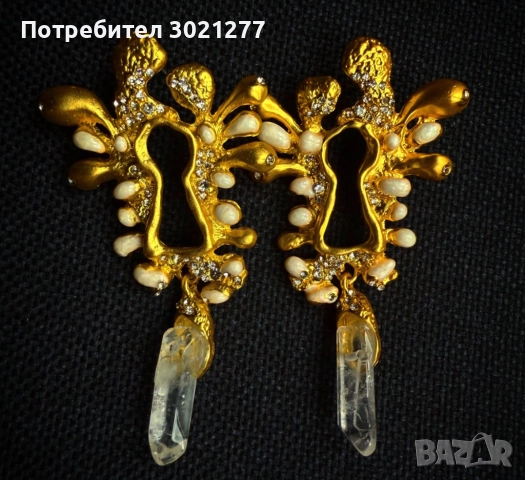 Обеци по модел Schiaparelli