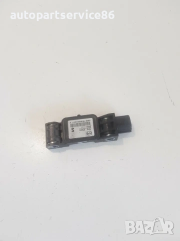 Сензор за удар за Mazda 5 2.0D (2007) C235-57KC0, снимка 3 - Части - 53699851