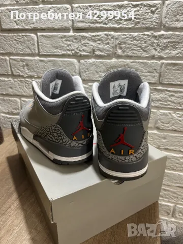 Jordan 3 Retro Cool Gray, снимка 3 - Кецове - 47975779