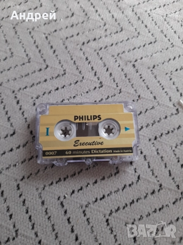 Стара микро касета Philips, снимка 3 - Други ценни предмети - 52944934