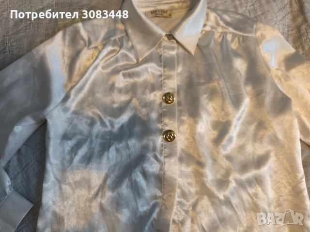 Дамска риза