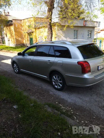 Toyota avensis 2.0 116 ks, снимка 3 - Автомобили и джипове - 47447405