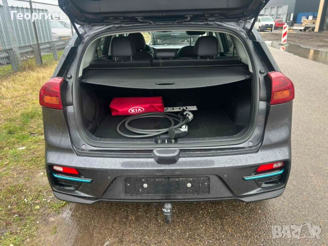 KIA e-Niro EV 64kWh ExecutiveLine full electric 204PS, снимка 18 - Автомобили и джипове - 53205693