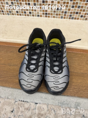 Оригинални маратонки Nike 35.5 36 номер, снимка 8 - Детски маратонки - 53434111