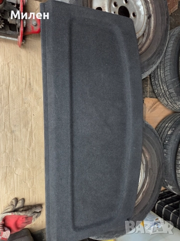 Кора за багажника на Голф5 