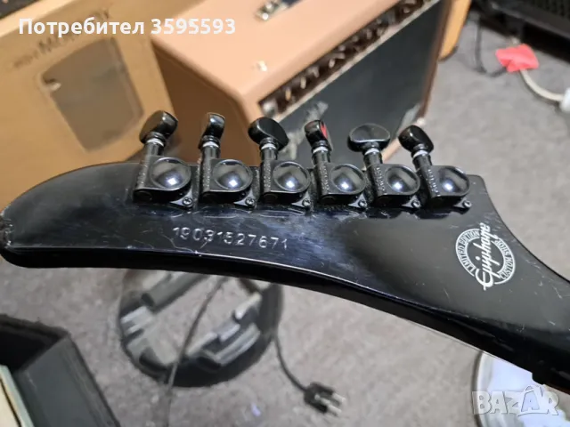 Epiphone Explorer 1984 + Куфар , снимка 6 - Китари - 49352119