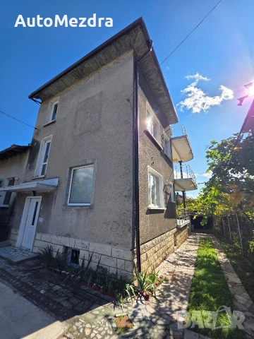 продава се къжа гр Мездра, снимка 2 - Къщи - 53332497