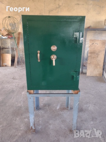 Метална каса