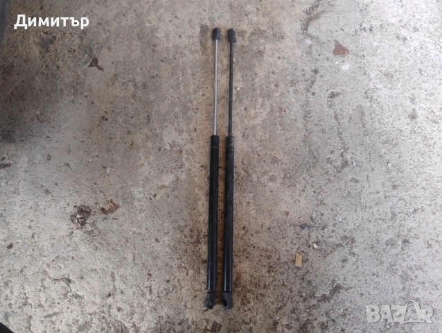 Амортисьори Заден Капак За Фолксваген Голф 3 Комби 1994г / VW Golf 3 Combi 1994y