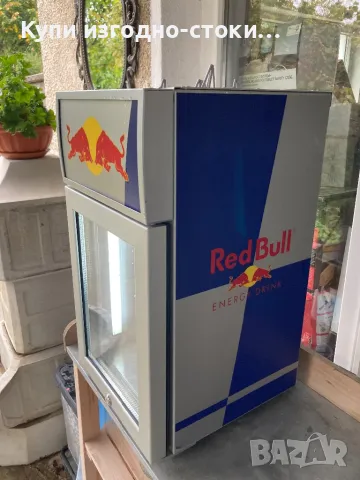 Мини хладилник RedBull, снимка 2 - Хладилници - 47550558