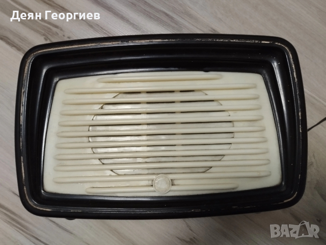 Продавам радио точка - старинна
