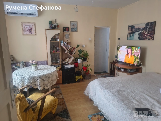 Продавам къща във Велики Преслав , снимка 8 - Къщи - 53923420