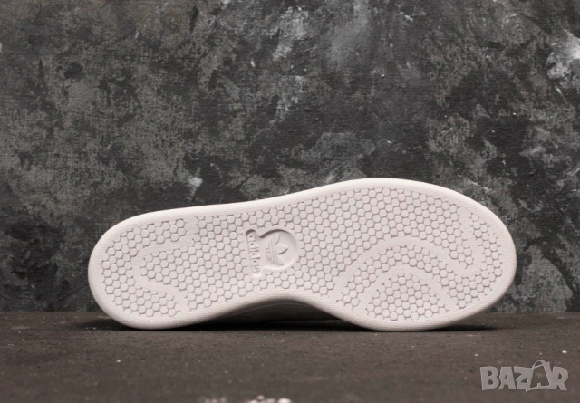 маратонки Adidas Originals Stan Smith номер 37,5 и номер 40 , снимка 3 - Маратонки - 53728454