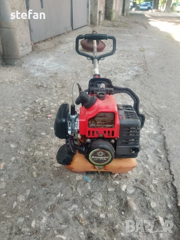 Тример храсторез Kawasaki , снимка 3 - Градинска техника - 50659210